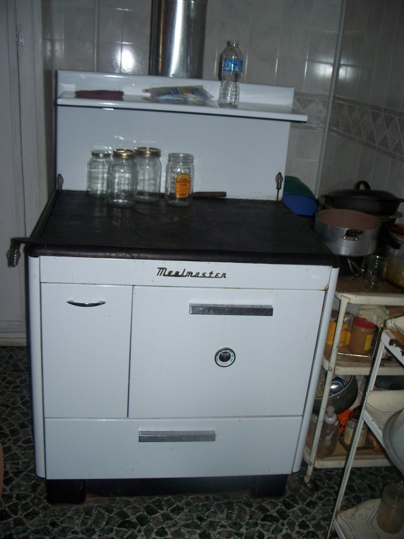 The wood cook stove