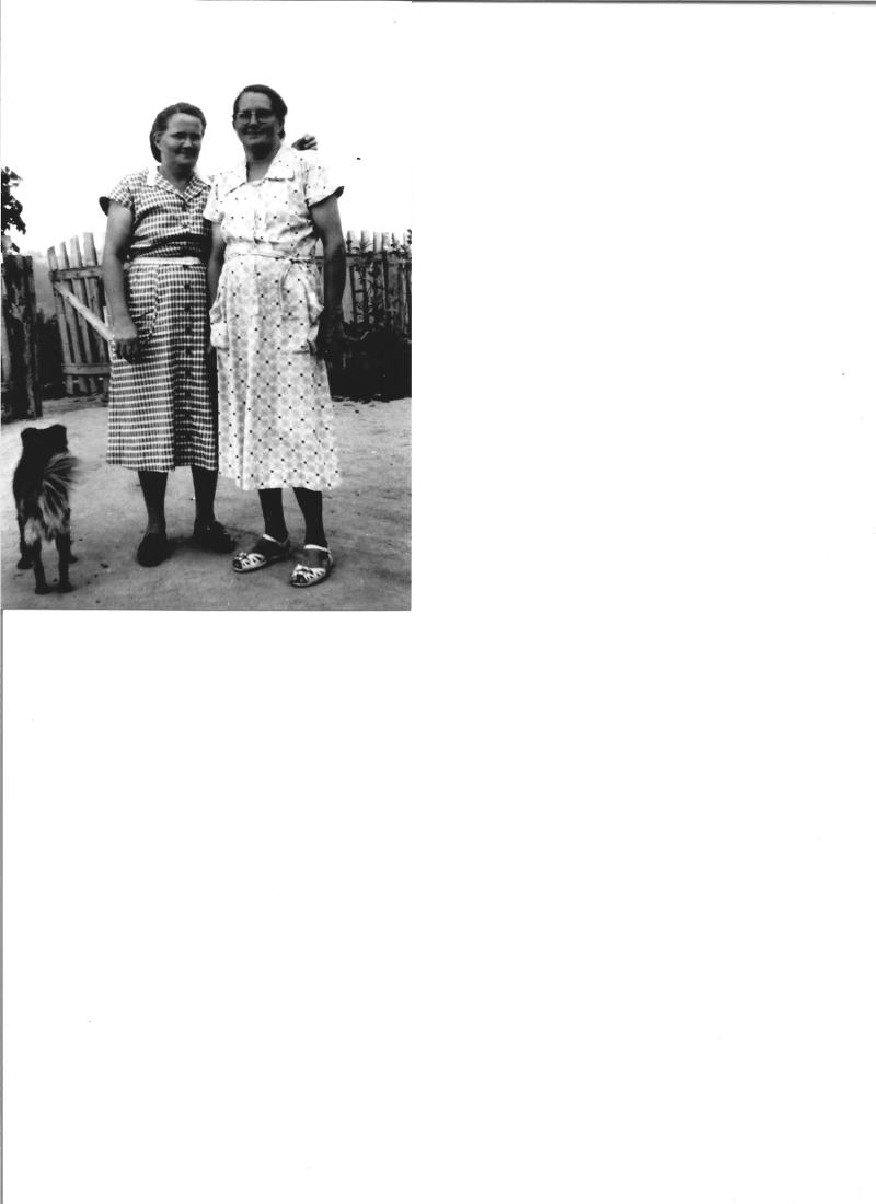 Amy Deskins and Sadie Caroline Deskins Pruett 