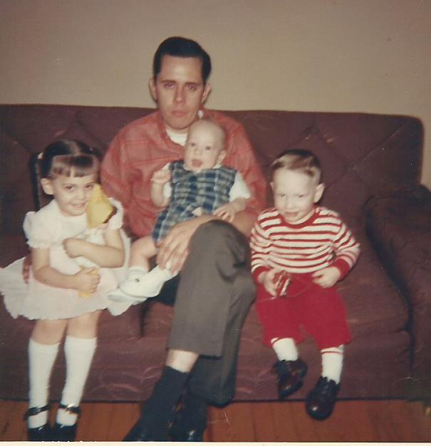 Latesa Pruitt Conley, James Travis Pruett/Pruitt holding Henry Irvan Pruitt, Travis Burnell Pruitt