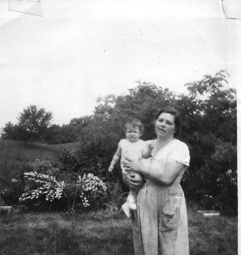 Eunice Ilene Pruett George holding Irvan Rose