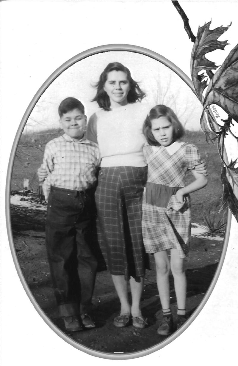 Eunice Ilene {Pruett} George with her 2 children - Franklin David George and Mary Carolyn George