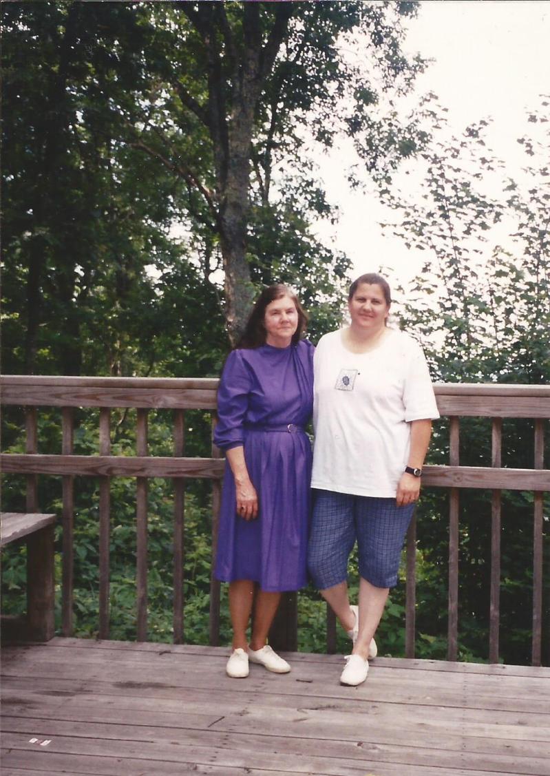 Violet Leola Pruett Hagerman with daughter Kathy Hagerman Lester